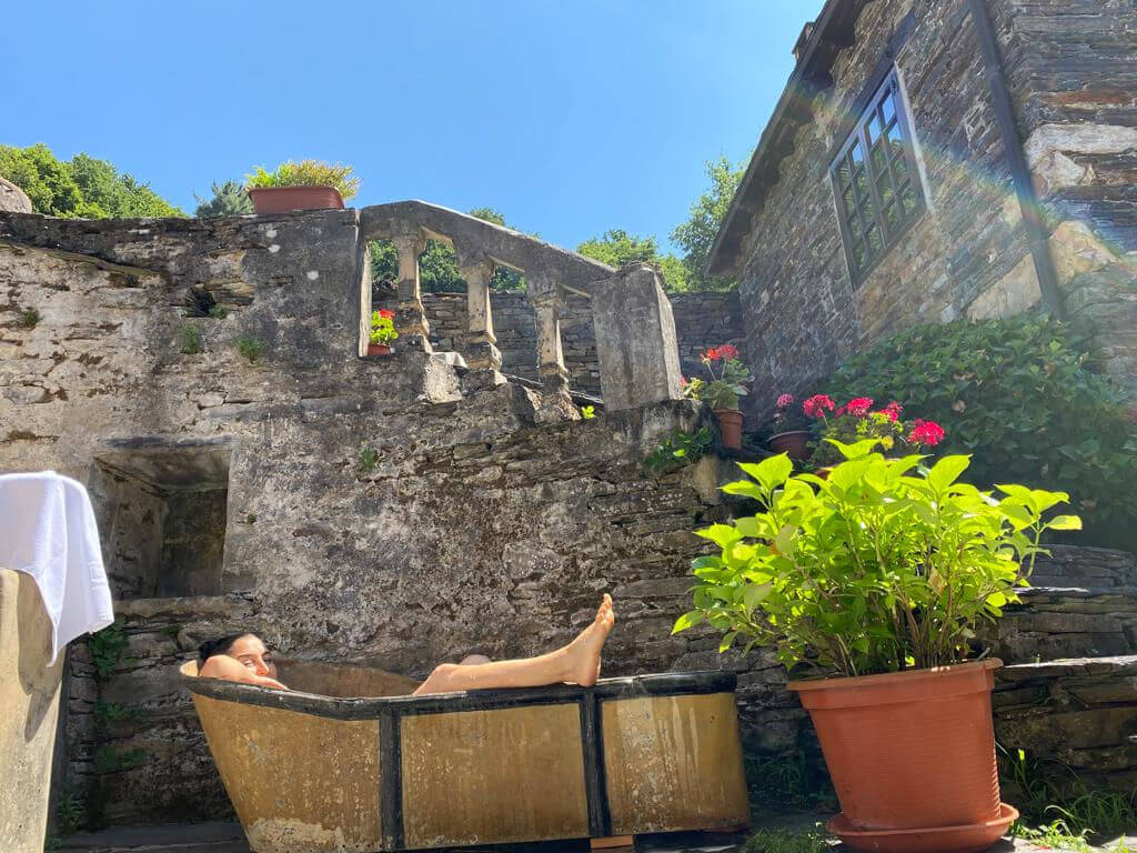 Catu Gradin a casoa turismo rural galego asturiano