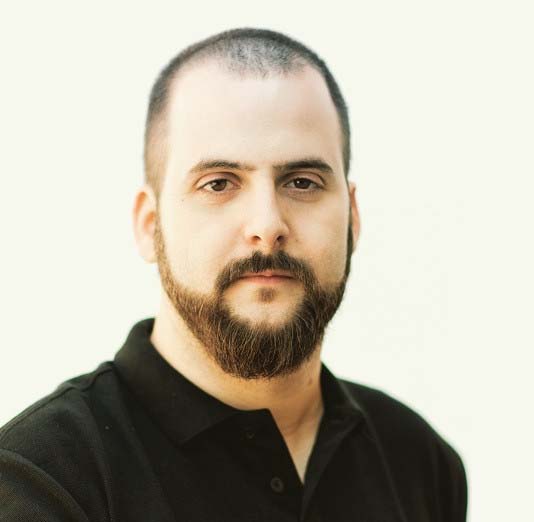 roy fernandez quiromasaje a casoa turismo rural galego asturiano